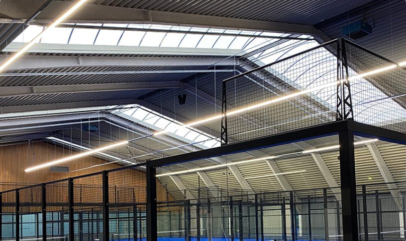 Lichtstraat bedrijfshal padel