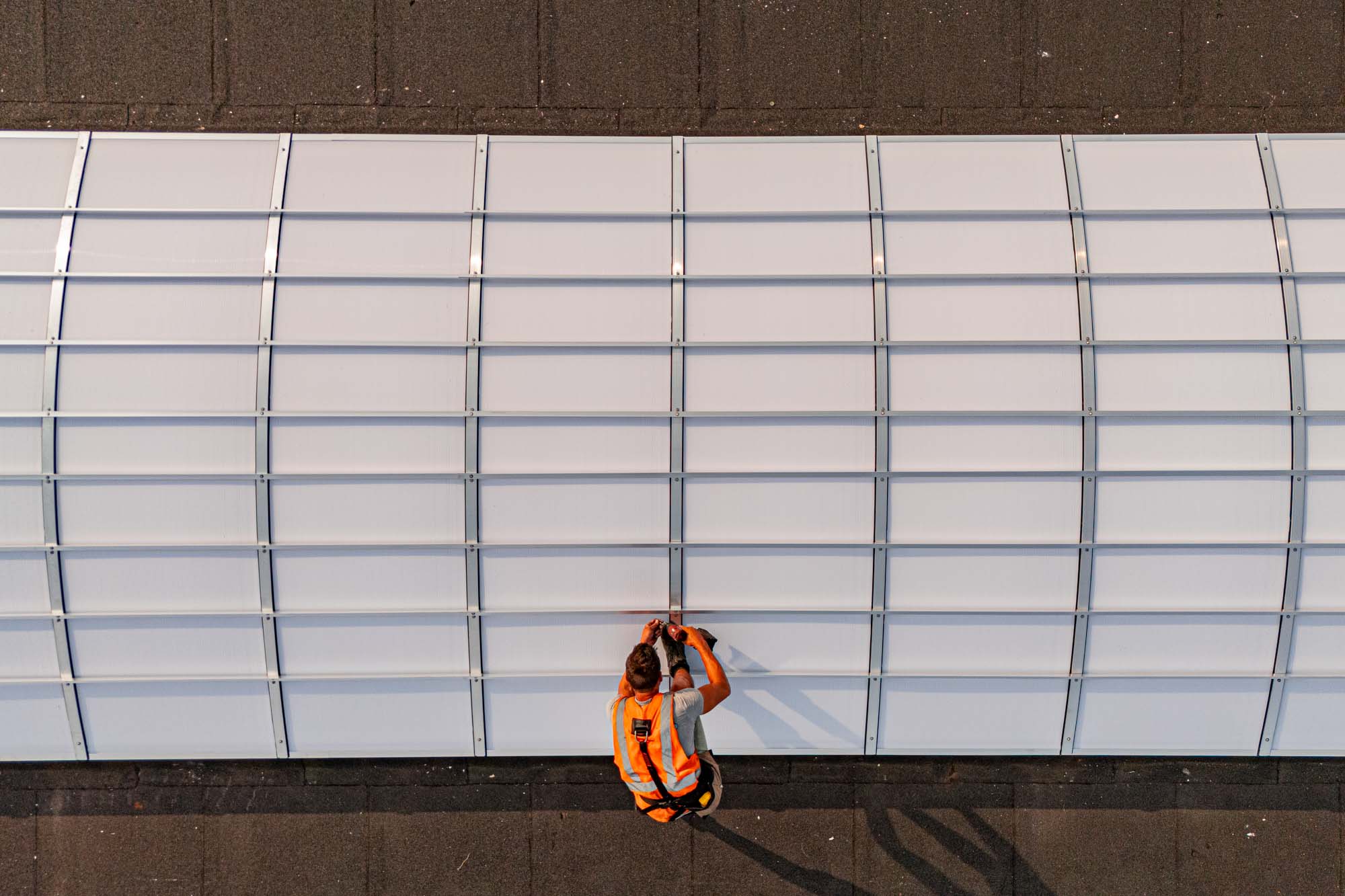 Gebogen lichtstraat - BluBase Zwolle