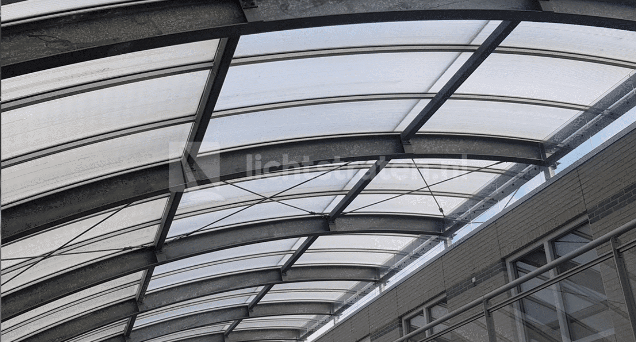 Atrium lichtstraat vervangen appartementengebouw