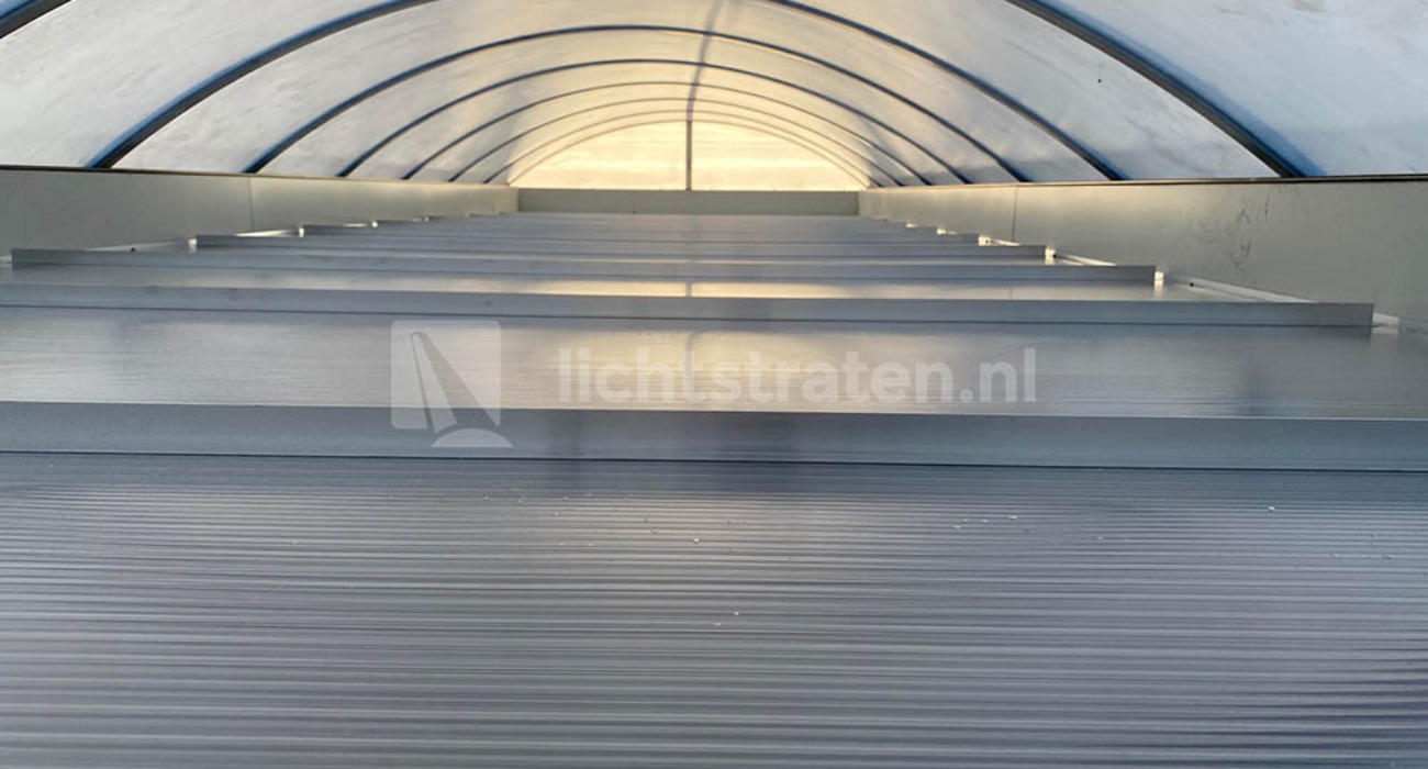 Binnenschil van lichtstraat. Extra isolatie zorgt voor energiebesparing