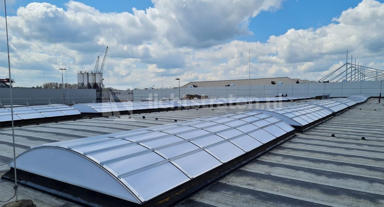 Renoveren lichtstraten PostNL Nieuwegein
