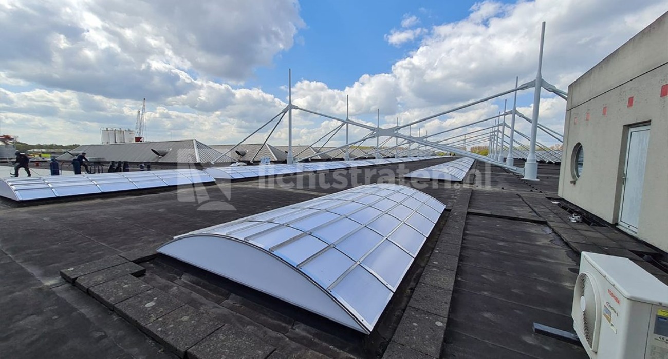 Lichtstraten met doorvalbeveiliging