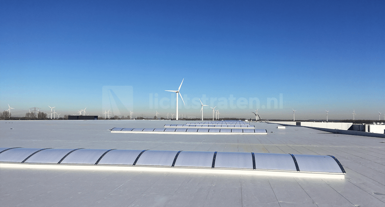 Lichtstraten zeewolde op dak