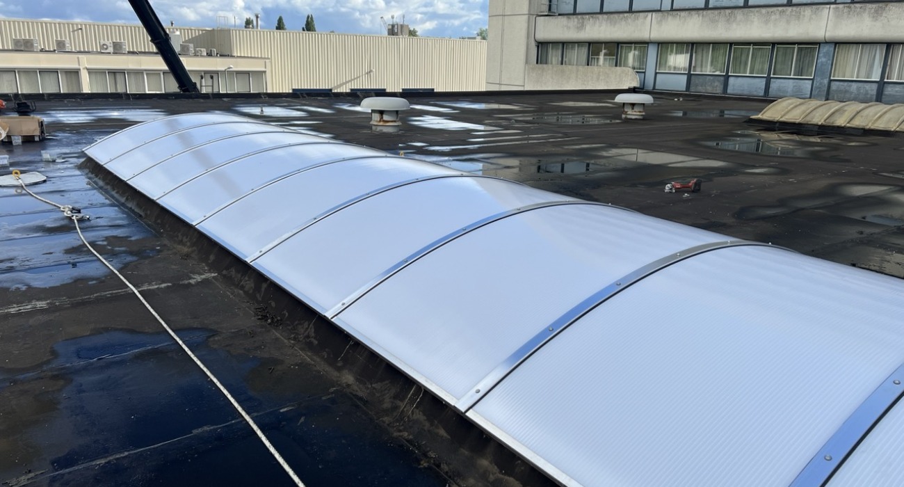 Gebogen lichtstraten - Louers Schiedam