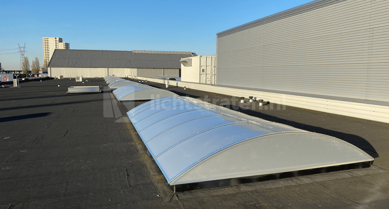 Nieuwe lichtstraten met heatguard