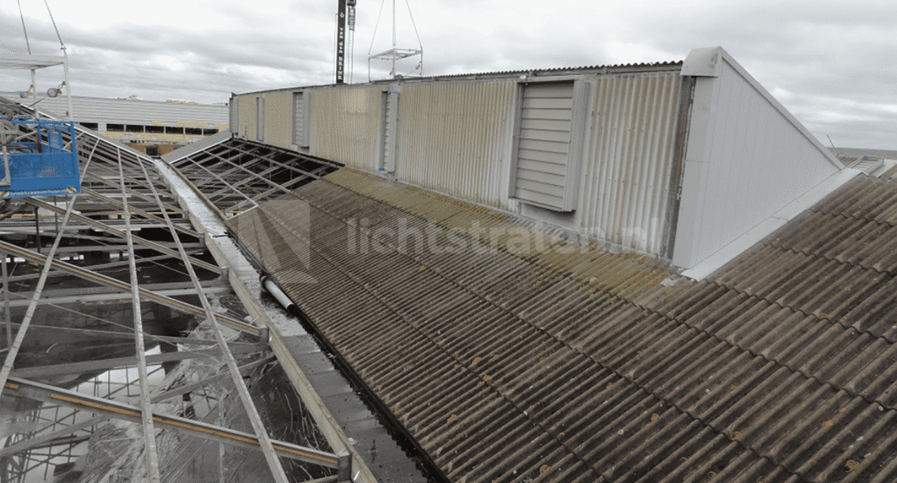 Oude situatie verticale lichtstraat renovatie