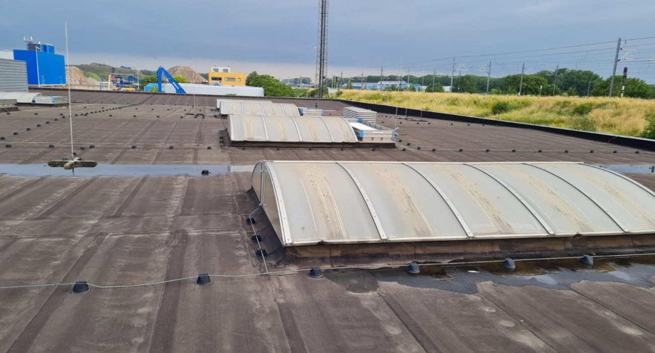 Renovatie polycarbonaat lichtstraat Utrecht